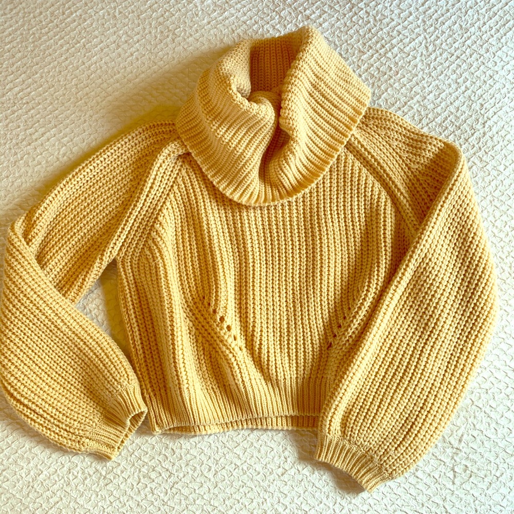 Cowl turtleneck sweater
